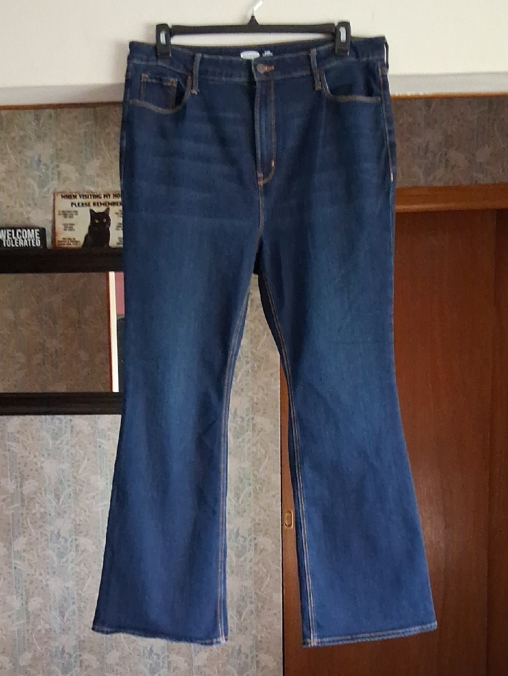 GUC Size 18 Extra High Rise Flare Jeans D119